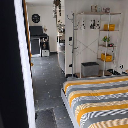 Grand Studio 2 Personnes Saint-Amand-Mont-Rond Extérieur photo